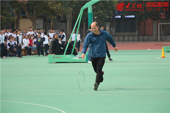 桓台县实验中学第二十五届体育节暨首届全员运动会开幕