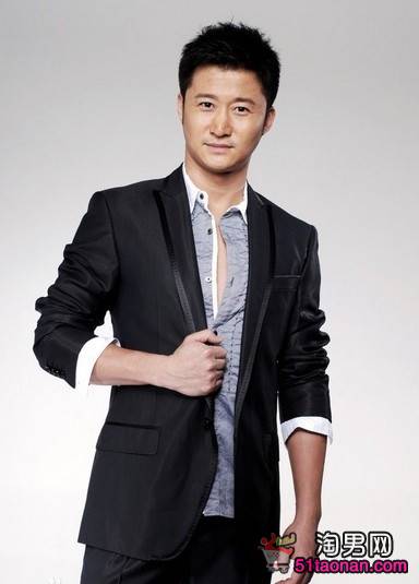 吴京个人资料简介及吴京受伤原因 婚礼细节 求婚过程大曝光(图)