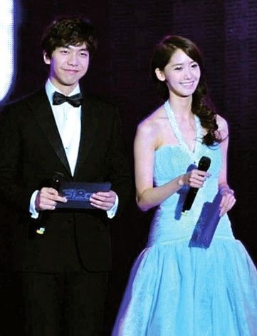 林允儿李胜基恋爱 韩国第一天然美女允儿海量照片(图)